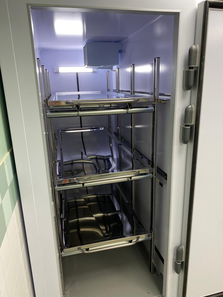 wjkenyon's tweet photo. Good morning. A Kenyon “high efficiency” Modular Coldroom installed yesterday in Glasgow for our prestigious clients. Remit was it needed to be installed on Friday. Thank you for choosing Kenyon manufactured products. #coldrooms #glasgow #modularcoldrooms #316stainlesssteel https://t.co/wO7KmbqtlV