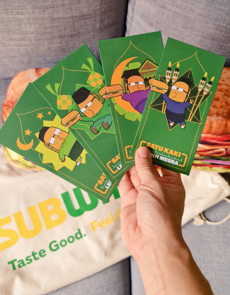 ernestngBRO's tweet photo. Chekidaut! Paket Raya Edisi Terhad Subway yang saya design!
Saya design watak ni untuk siri #smkfastfood since 2018 akhirnya it is his time to shine!
Boleh dapatkan Paket Raya Edisi Terhad ni kat Subway ye! https://t.co/K98a4Sj6HP