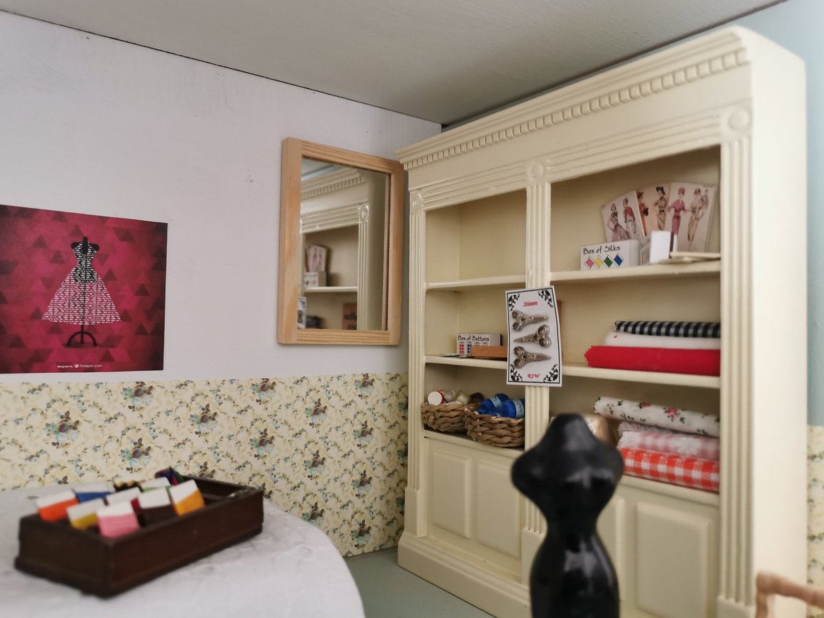 NickiMiniature's tweet photo. Attic room for fashion design student https://t.co/Ggj7vpb3LW