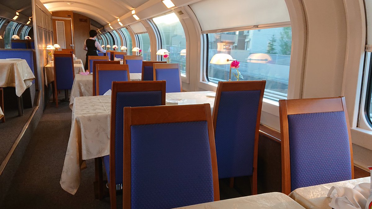 SS_LovePrecure's tweet photo. 長野行きカシオペア、武蔵野線を走りながら食堂車で食べる夕食は最高 https://t.co/KHgKB4by7Y