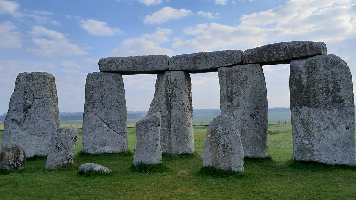 Some things are worth getting up early and spending a little more on. #Stonehenge
