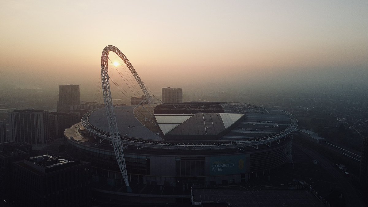 LFC's tweet photo. Wembley awaits 💫🏟 https://t.co/feOOzRNLfL