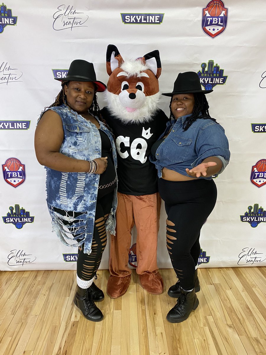 CurvyQueenz's tweet photo. We love our mascot 
GUS THE FOX 🦊 https://t.co/BTEDf9HqBC