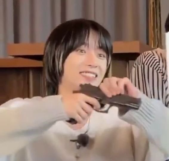 pictures that shows beomgyu's personality