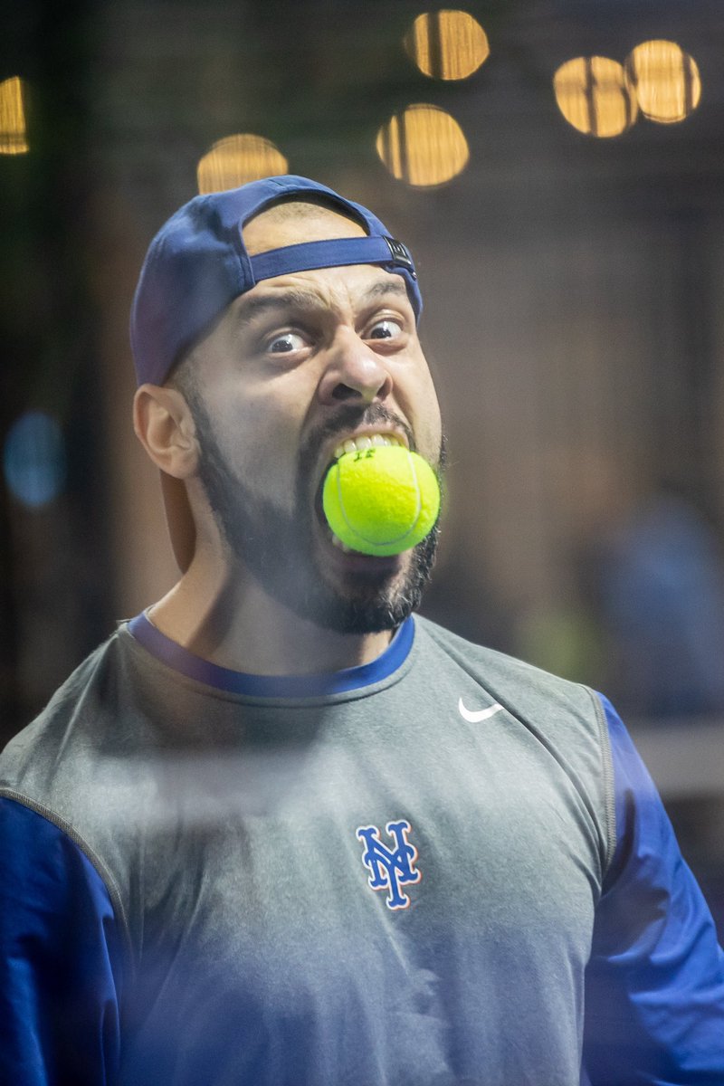 ¡Better eat some chocolate eags instead 🤪!

𝐇𝐚𝐩𝐩𝐲 𝐞𝐚𝐬𝐭𝐞𝐫 𝐰𝐞𝐞𝐤𝐞𝐧𝐝 𝐚𝐦𝐢𝐠𝐨𝐬 𝐲 𝐚𝐦𝐢𝐠𝐚𝐬! 

👀🗣| Alle locaties zijn dit weekend open ➠ baantje boeken? ➠ link in bio.