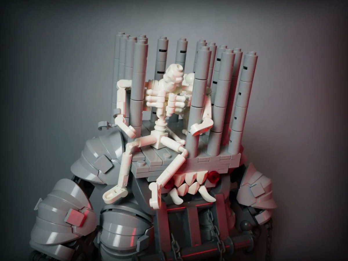 Cage
Don't fight this monster if you don't have the right key. Otherwise, a tragic end awaits. 

#lego #레고 #바이오니클 #bionicle #legostagram #legomoc #bioniclemoc #legomania #legomech #legomecha #레고창작 #herofactory #herofactorymoc #Lecnic #buffoon #conceptart #Dungeon