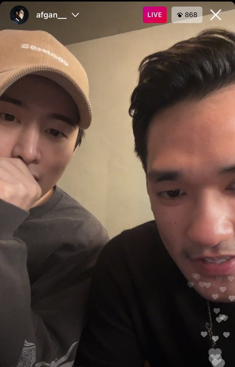 starfess's tweet photo. -guys afgan sama hanbin live ig bareng https://t.co/xijzs53mFt