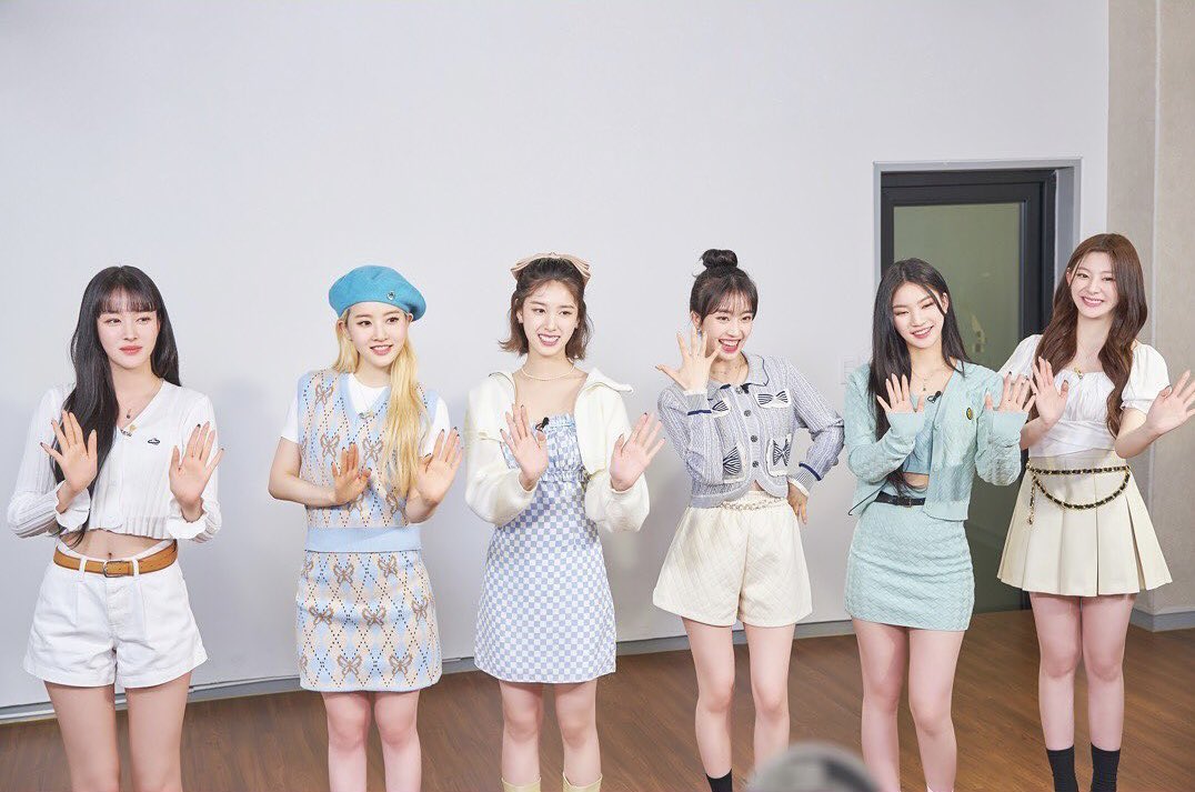 ParkSieun_FR's tweet photo. 16/04/22

Sstv plus a mis à jour son compte Instagram avec des photos de Sieun en compagnie des membres !

#STAYC #Sieun #ParkSieun #Young_Luv #스테이씨 #박시은 #시은 
@STAYC_official https://t.co/ujCL8TGfUm