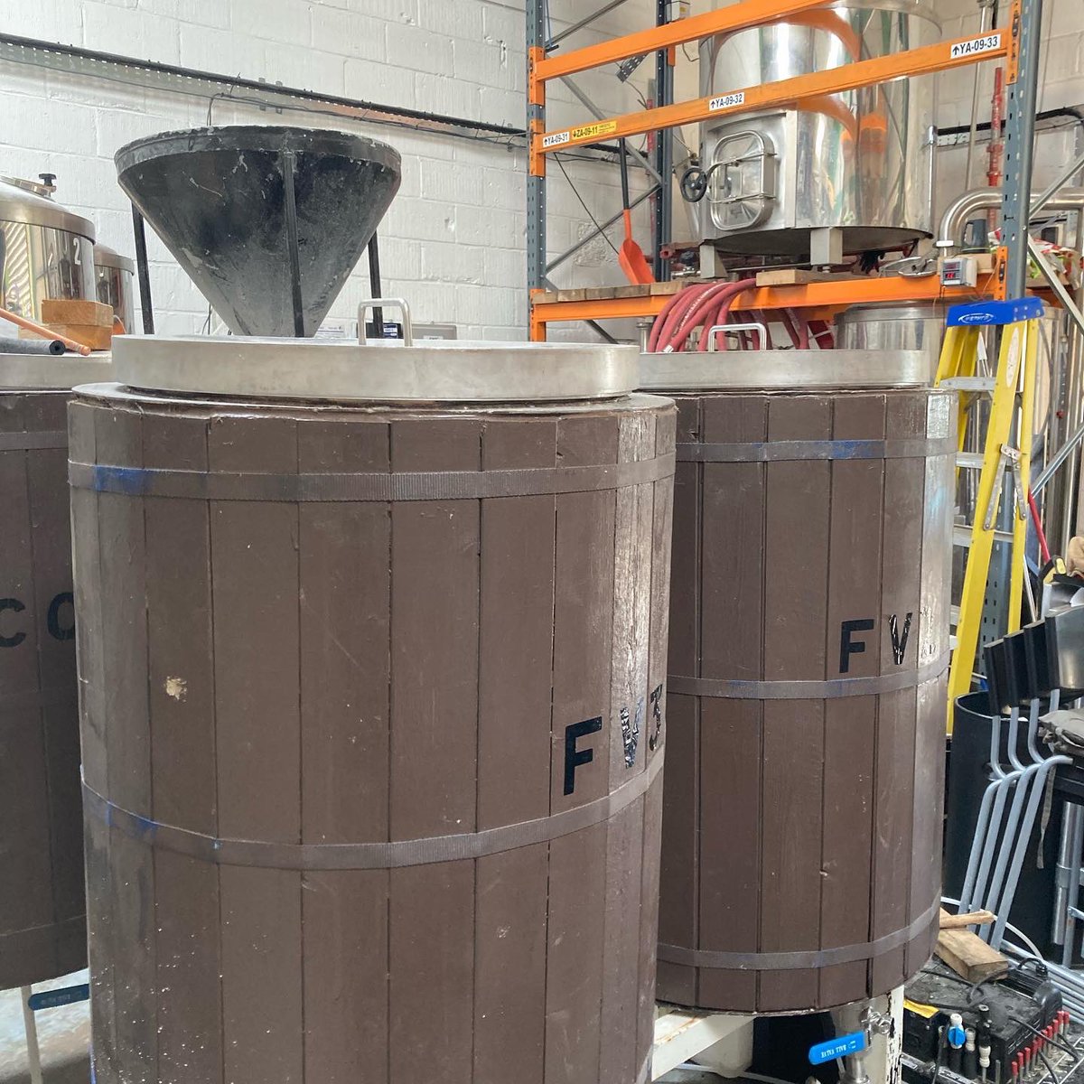 Thanks <a href="/JawBrew/">Jaw Brew</a> for providing #beer for my trip to the Highlands! Very nice drop of Drop! 🍺

Love the #taproom too, time for a pint!

#BackOurBrewers #SupportOurPubs