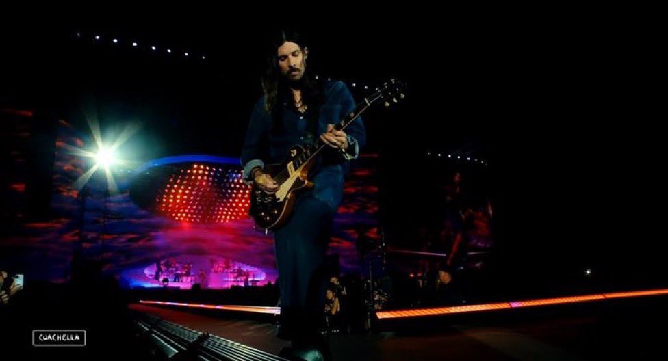 mitchrupdates's tweet photo. Mitch performing onstage at #Coachella  - April 15 https://t.co/38uIfwZD9R