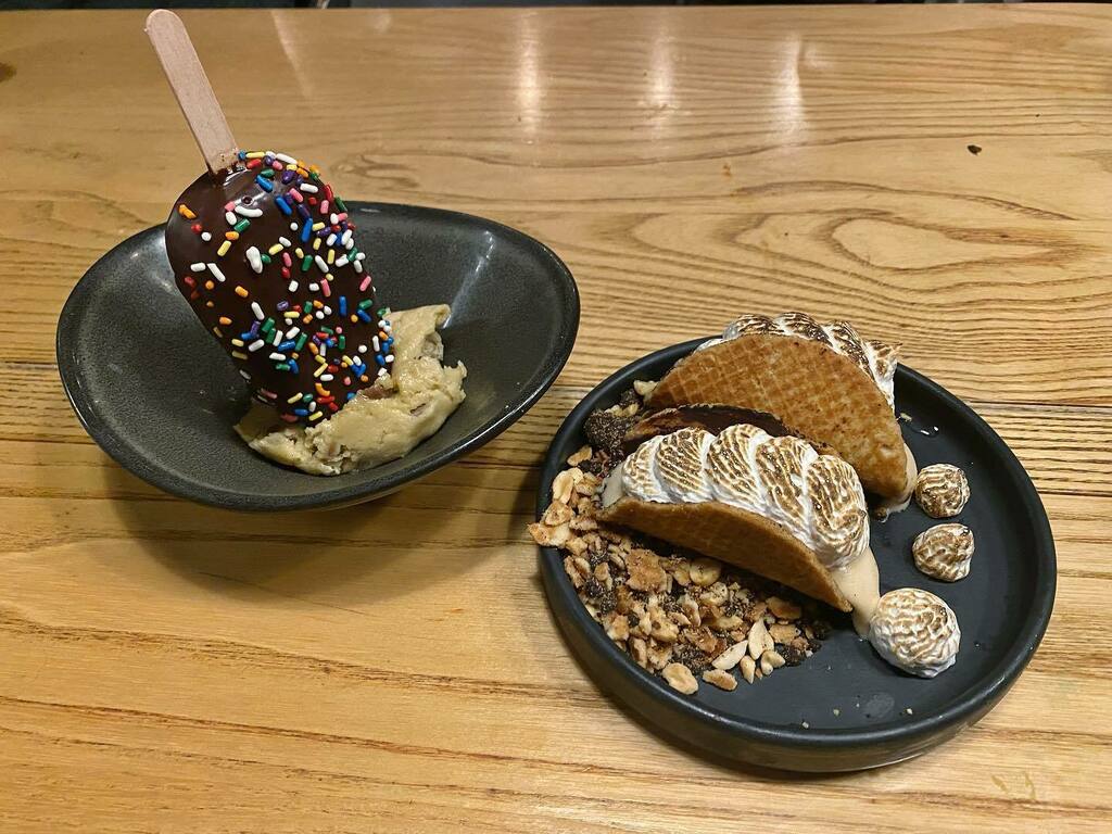 A very long and entertaining meal with good people and good people. ✨// Sawyer in Ballard, Seattle, WA 1️⃣ DILLY BAR with cookie dough semifreddo, Theo chocolate magic shell and S’MORE CHOCO TACOS with graham waffle cone, peanut butter ice cream, toasted meringue  2️⃣ HOUSE ITAL…