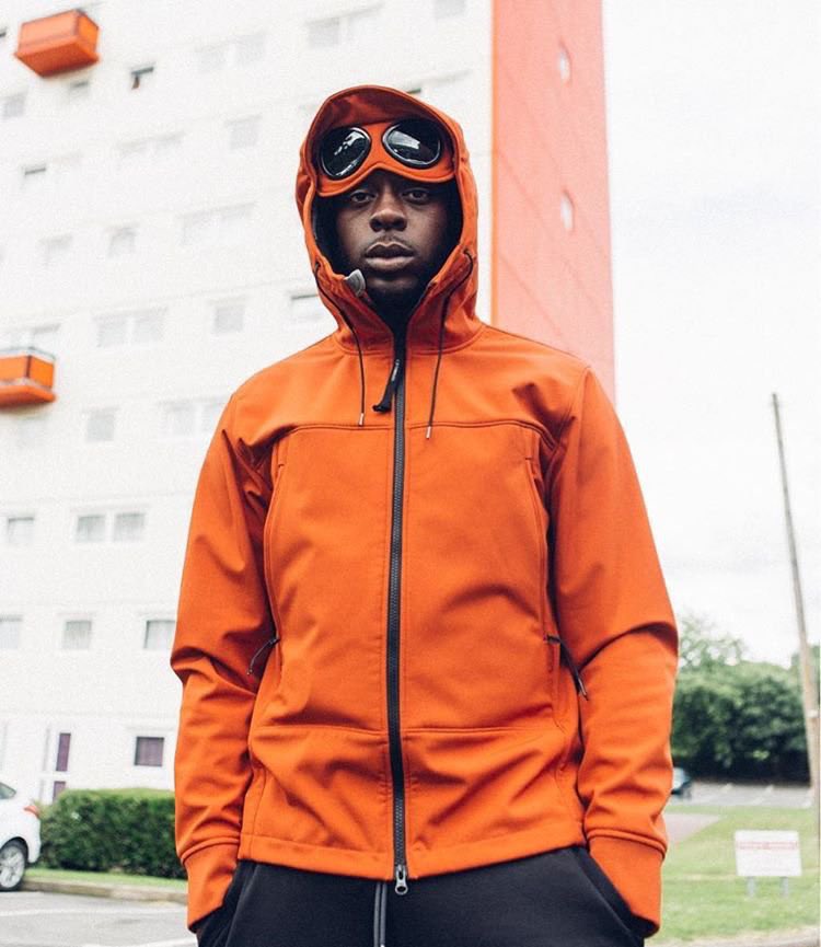 life_stone4's tweet photo. Vest Shell Google CP Company Orange 🍊 tout juste disponible 🌀 #cpcompany #stoneisland #casual #TopBoy https://t.co/IqnJB1pJZi