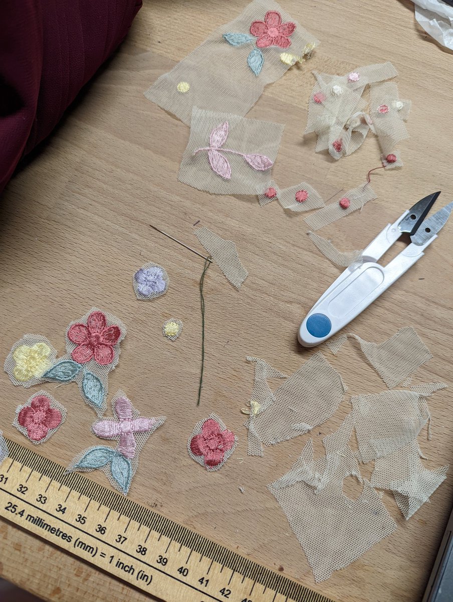 ShalizeNicholas's tweet photo. Since 2013 upcycling is our mission, stopping one dress at a time, ending up in landfill creating designs to be reimagined reworked and reloved @MadiaMatilda

https://t.co/q2WyVB3EG8

#ReduceReuseRecycle #madiamatilda #suatainablefashion #zerowaste #sustainability #stroud https://t.co/wsHp0PRvvv