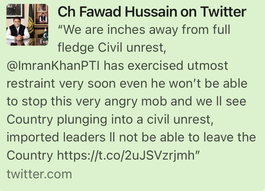 imissRukh's tweet photo. یہ کرسی کے لئے اتنے باؤلے ہوگئے ہیں کہ اب باقاعدہ خانہ جنگی کی دھمکی دینے لگے ہیں۔ماضی میں بھی انہوں نے اسی طرح پی ٹی وی کی بلڈنگ اور پارلیمنٹ کی بلڈنگ پر حملہ کیا تھا ۔حکومت کو چاھئے کہ انکے خلاف قانونی کاروائی کرے https://t.co/k3RocMf7ru