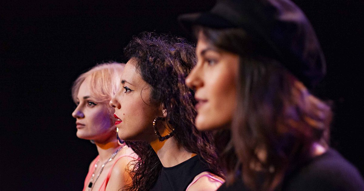 ¡TODO VENDIDO para este sábado y para el próximo! Últimas entradas del mes en nuevenorte.com para ILUSIONES: tres chicas y un barrio. ¿Qué esperas tú de la vida? Entradas en nuevenorte.com/ilusiones/