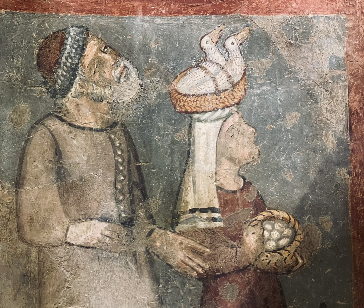 WineNewsIt's tweet photo. La poesia della #campagnaitaliana, con la sua grande #bellezza e le sue grandi #fatiche, negli #affreschi di #ScuolaSenese del #Trecento, dove #contadini con gli #animali sulla testa e le #uova nel paniere rendono grazie per i frutti del loro #lavoro. #BuonaPasqua da WineNews https://t.co/nBgceHcVnE
