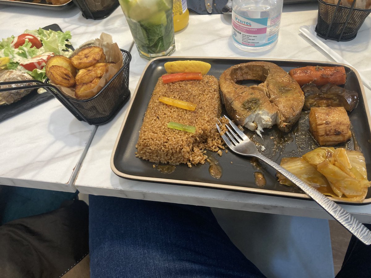 phoenix_agenda's tweet photo. So I didnβt find poundo and egusi but this Senegalese jollof with grilled fish and dodo went some way to make up for it. #goodfridaythings #baly #paris https://t.co/qgVVjlYT88