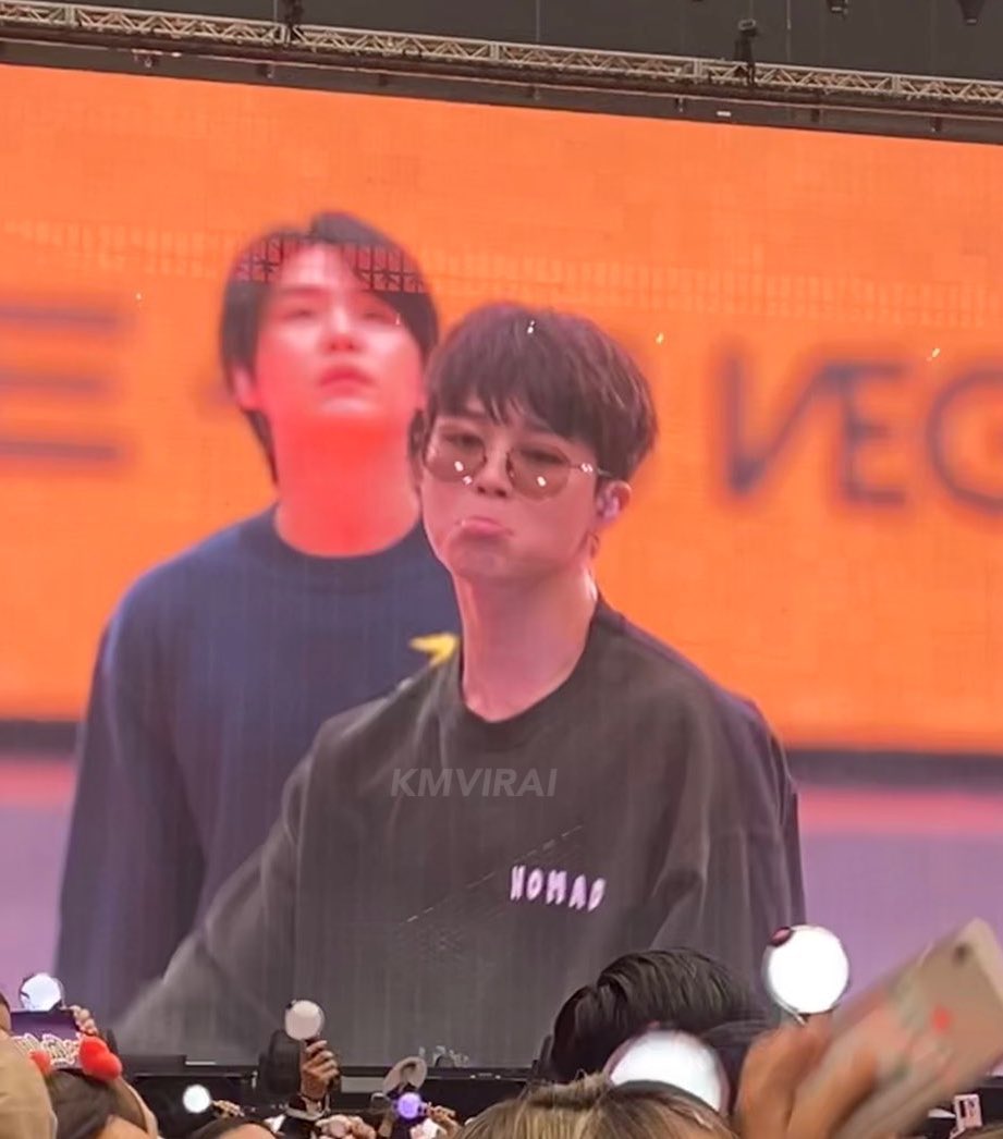 WITHY0UJIMIN's tweet photo. we got another jimin pout https://t.co/urORQrIRn1