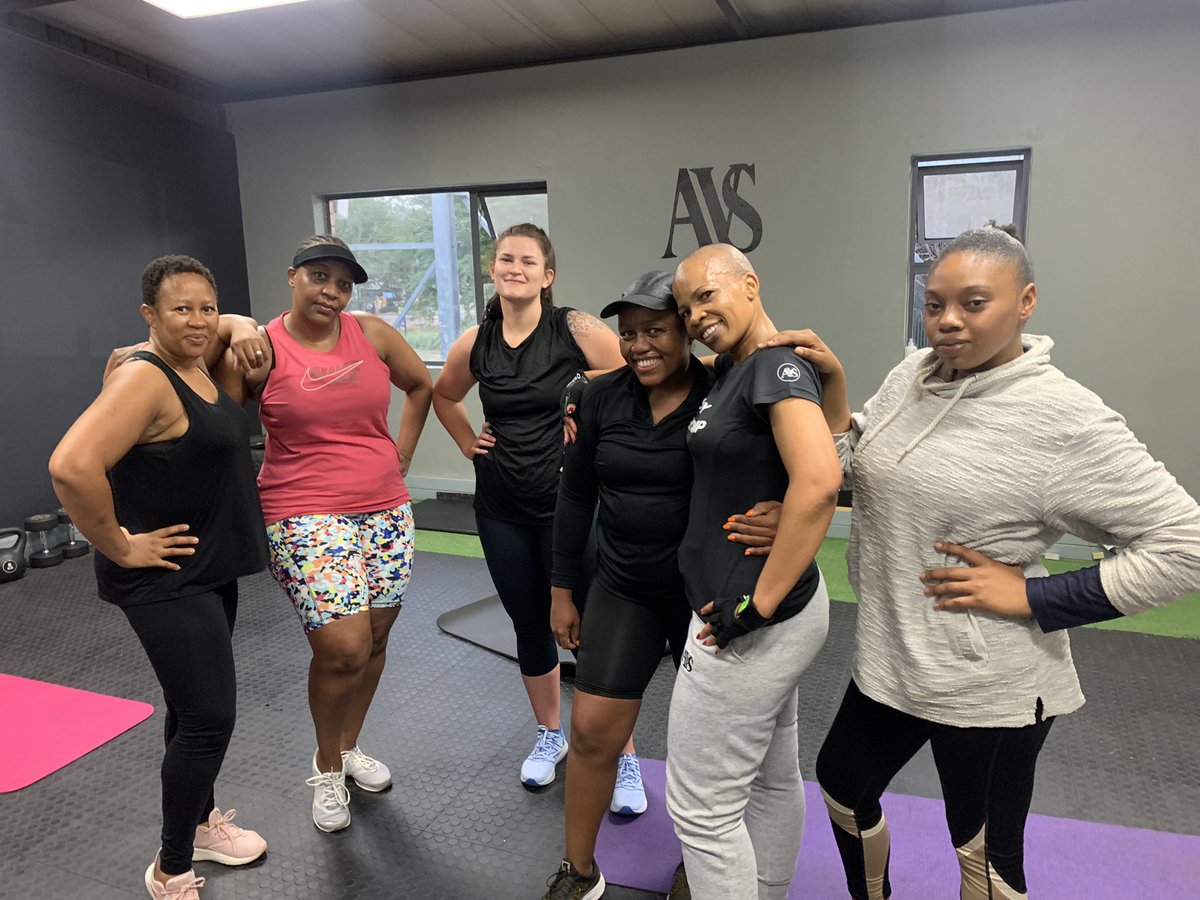 audas_vanschoor's tweet photo. IT NEVER RAINS AT
#SWEATYBOOTCAMP
Calliandra Centre,
Calliandra St, Montana, Pretoria, ๐
๐๐ผโโ๏ธ You're invited ๐๐พ
06:00 /6:30
#NoExcuses #fetchyourbody2022 #fitness #Bootcamp #FITPRIL
#functionaltraining #lifestyle #Consistency #Easter
#Avsfitness #TEAMAVS https://t.co/kFzg5U2i0a