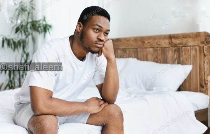 shafi_aleem's tweet photo. Me waitin' for someone to casually fall in love with me while stayin' in my bedroom all day https://t.co/e0RIUSw3tk