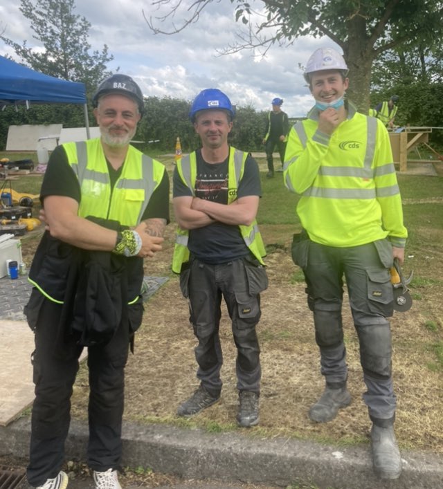 CDSmetalwork's tweet photo. Our site crew travelled to Longwood, Co Meath to help out on another massive build for DIY SOS Tune in this Sunday on RTร One 6:30pm. #DIYSOSIRL RTE #volunteering #offsitemanufacturing #makingmetalworklessordinary https://t.co/BA7yt1gWq7