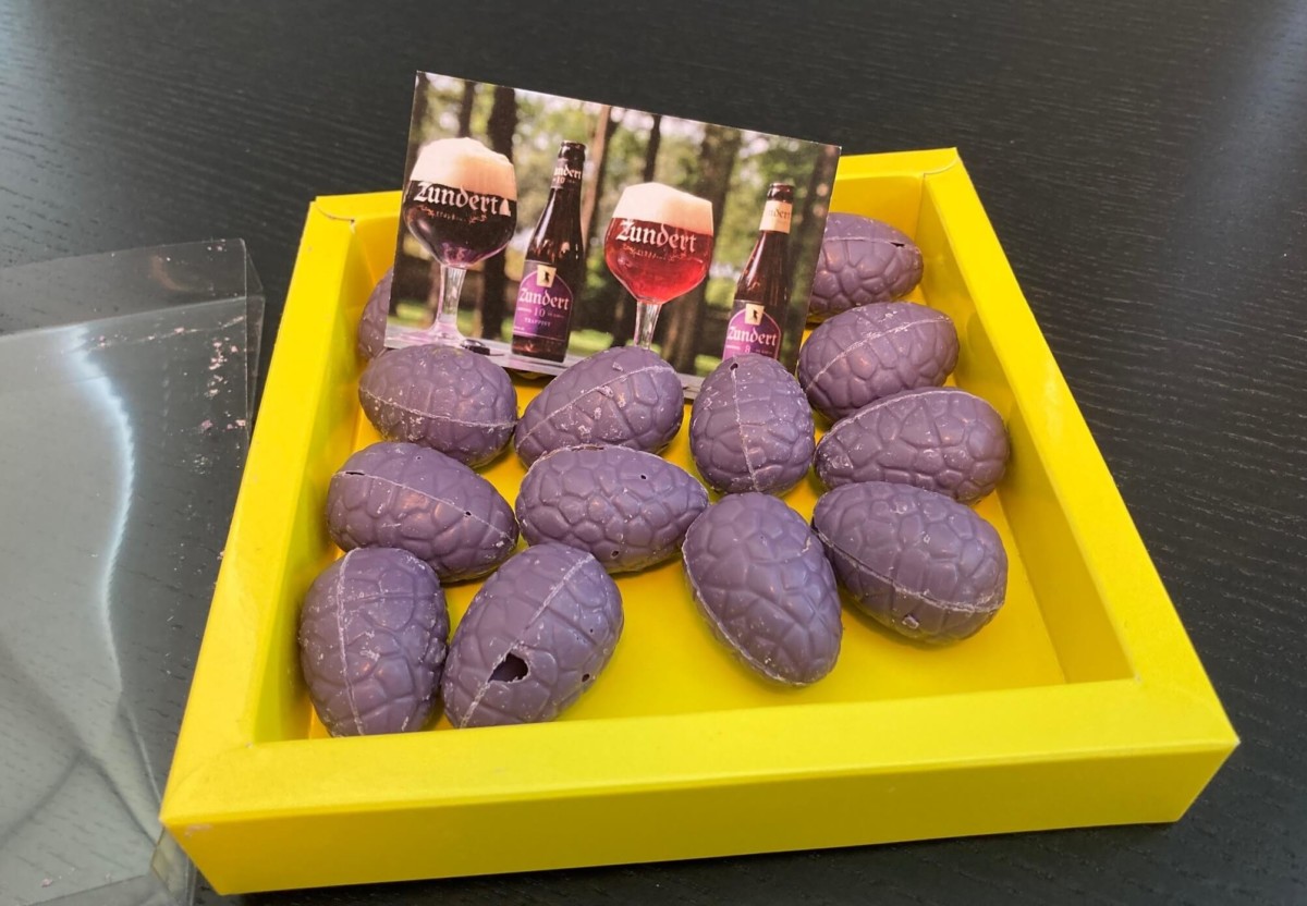 OHoreca's tweet photo. La semaine où le chcolat va avec absolumment tout! :-D RT @Raedemal: Eggs &amp; beer! https://t.co/tTnPdtvX3C #craftbeer #bier #europe #instabeer #belgianbeer #beerstagram #beergeek #cerveza #biere #beer @bierburo https://t.co/CIlyVS0x4g