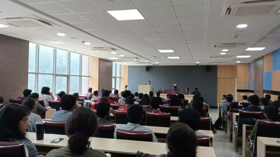 SfiDelhi's tweet photo. SFI Delhi State School Session 2

Professor Rajni Palriwala Spoke On "Education Under Capitalism" at HKS Bhawan!

#SFI #Delhi https://t.co/K6fFNkRMJb