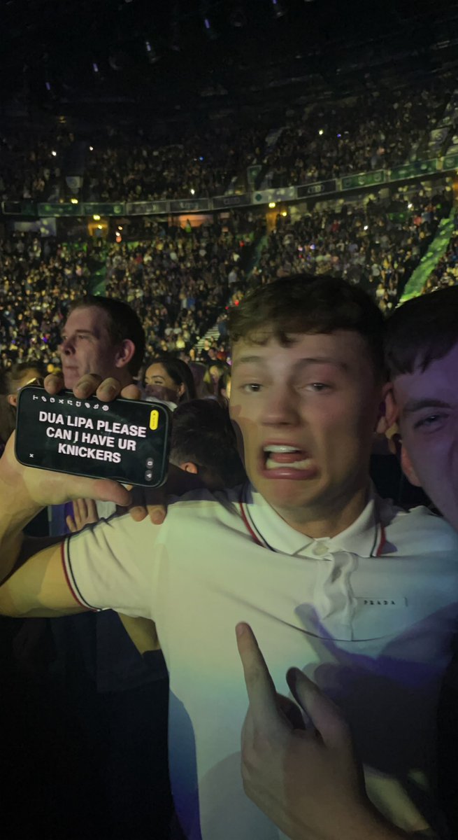 mikew_____'s tweet photo. Stood for hours with my son to try and get something to remember the night by and you just looked at him and ignored him. Disgusted @DUALIPA https://t.co/Q6OHpha80a