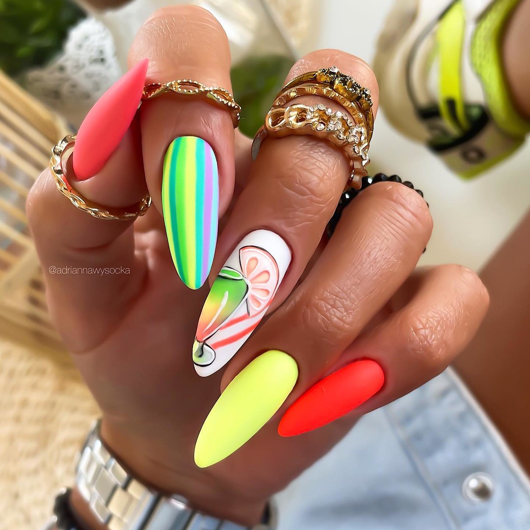 Beautiful and colorful nails inpired by cocktails by <a href="/adriannawysocka/">Adrianna Wysocka</a> 🌈💚✨ using the colors Pan Ananas, Lambada, Sorry Gregory by @indigonails 🌈💚✨  Tag someone who would like these nails 😉    If you recreate this…

📸 instagram.com/p/CcYxrn2LGDS/ via tweet.photo