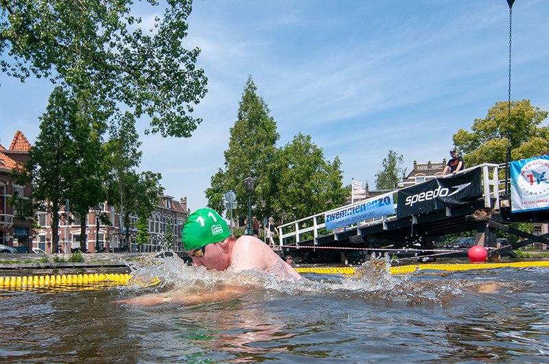 Wist je dat je bij de Swim-in Leiden ook schoolslag mag zwemmen? Bij de vrije slag van de recreanten, als wedstrijdzwemmer met de 1000 school en als student kun je zelfs Nederlands kampioen open water zwemmen op de schoolslag worden!

Check alle afstanden👉swiminleiden.nl