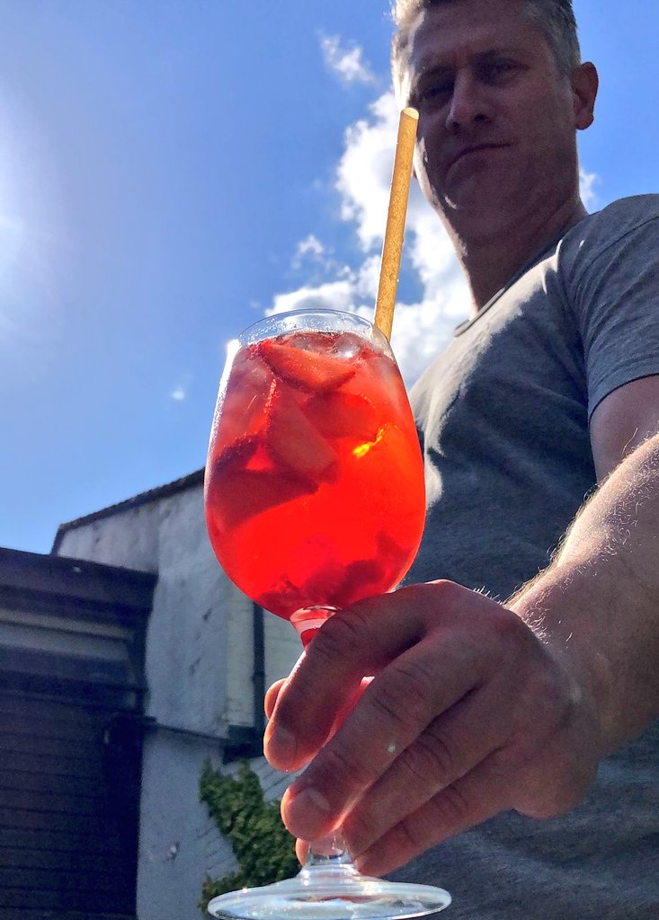 Go time <a href="/doppelganger_ap/">Doppelgänger Aperitivo</a> Spritz 🍹🏖🌞
#unleashyourdoppelganger