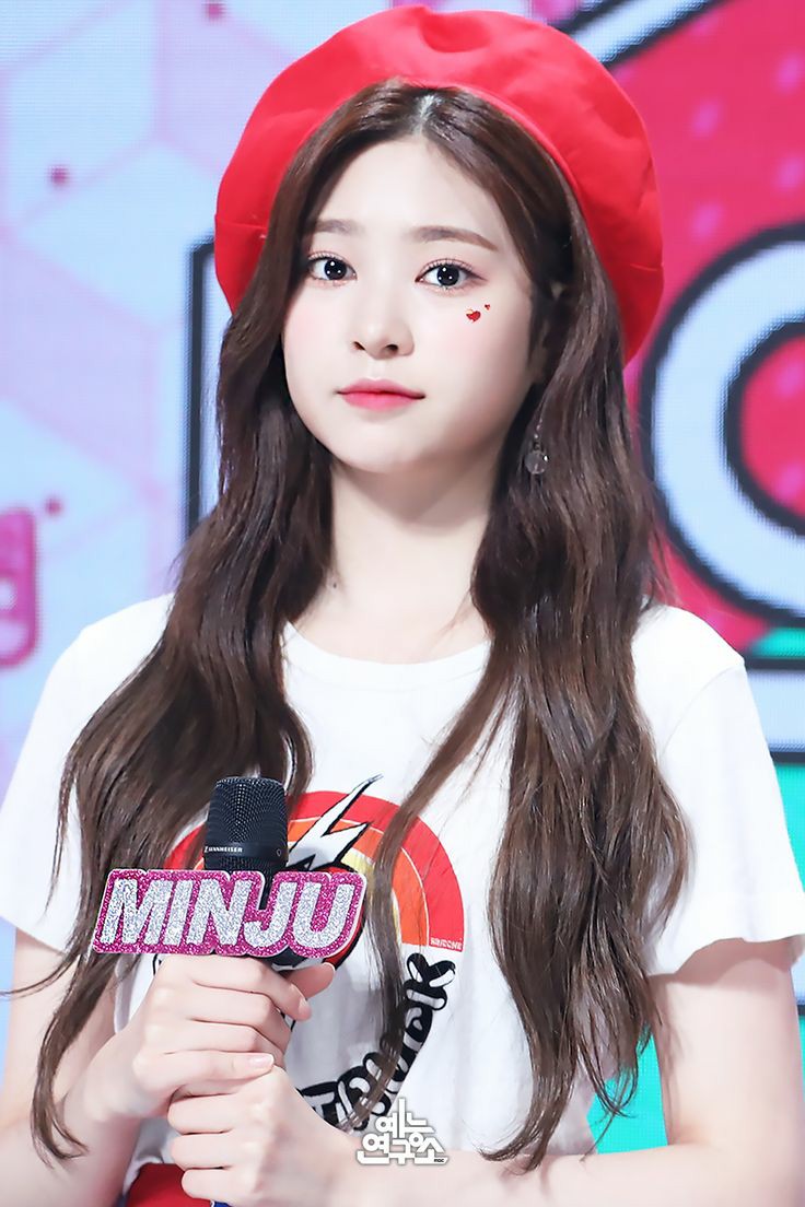 minjuo's tweet photo. @ofRyujinn @kbrystal @MDFK6thSENSE @GOBLOxGANK @ddeojnu @diparkirin Terimakasih atas kesempatannya untuk aku sebagai perwakilan dari member mdfk. Aku yenef izin undur diri yaa. Enjoy ur party, peeps! We're going to have fun 'til drop. Love you guys! #MDFK6thSense https://t.co/cGLLAQRLNF