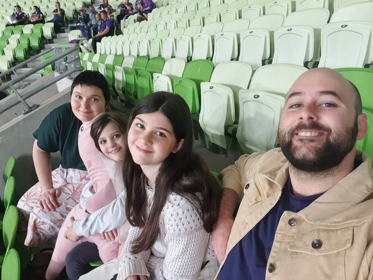 CheyneHackett's tweet image. Took the girls for their 1st @storm game tonight. They loved it! Need more purple in the wardrobe now for the next game!!