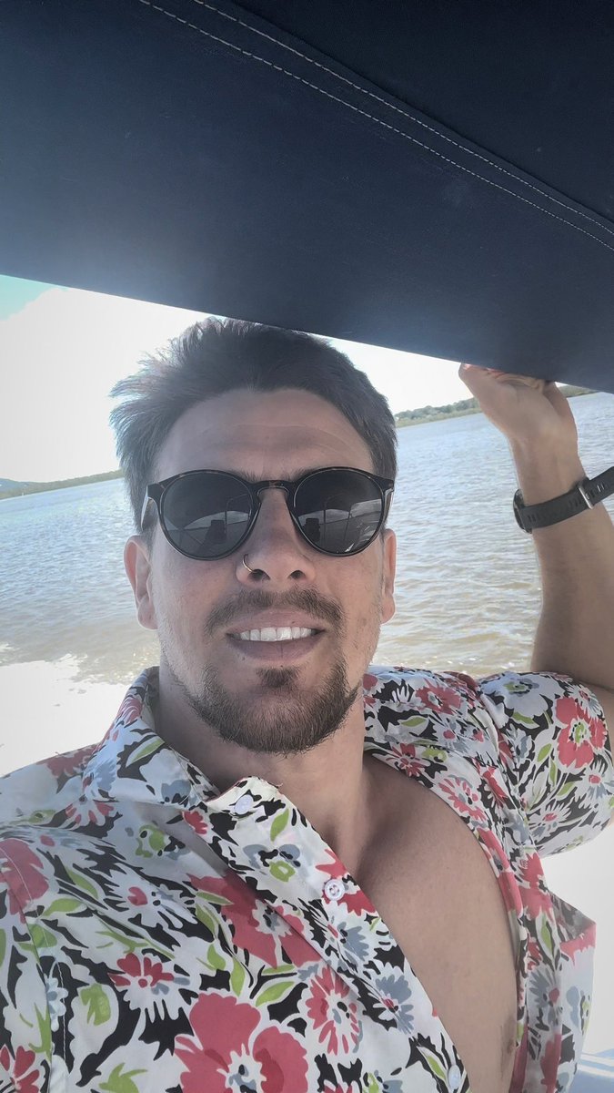 penlifts's tweet photo. Hope you’re all having a great Easter Weekend! ☀️ https://t.co/ZssREgV1jY