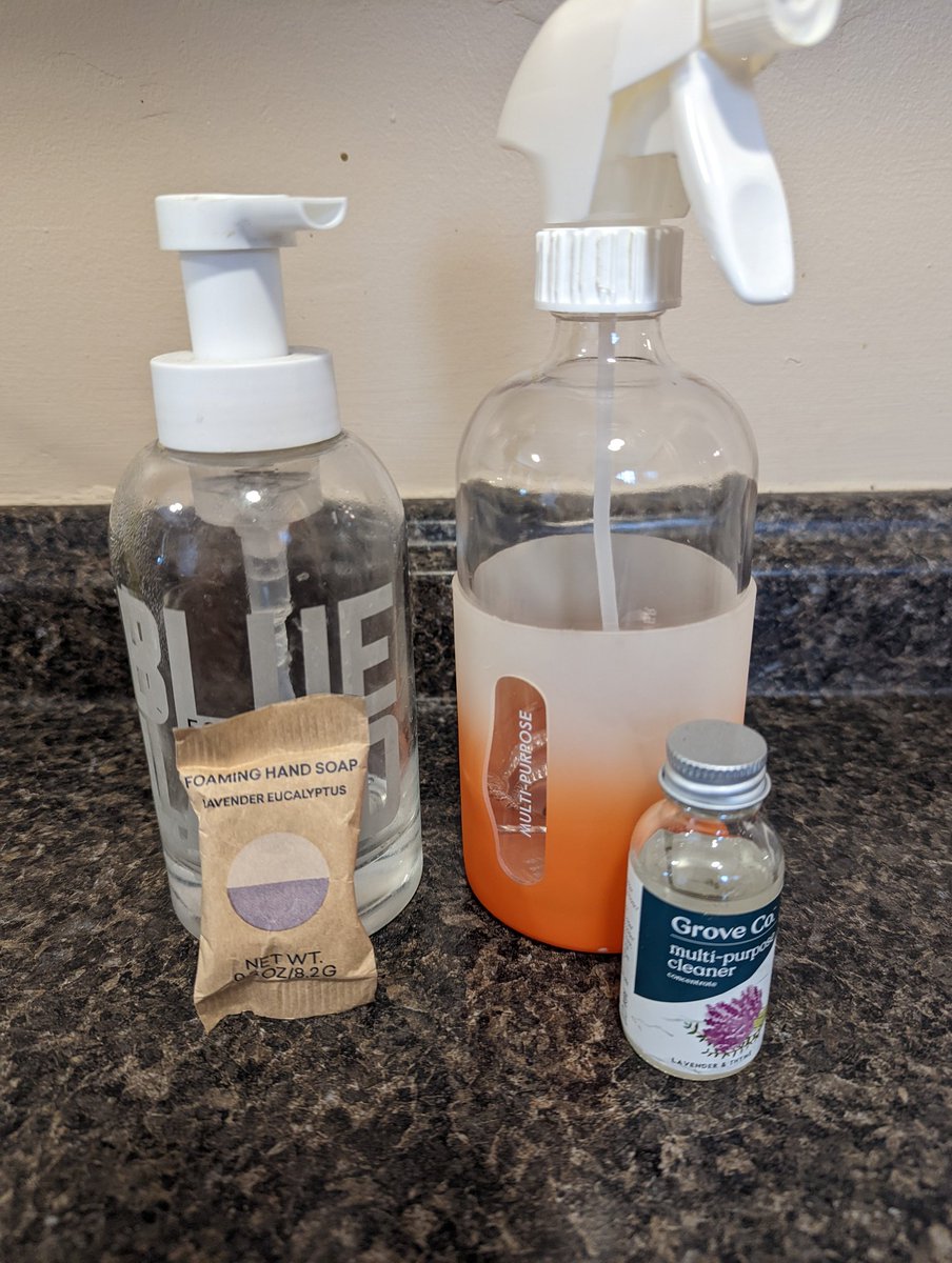 cawerner_'s tweet photo. In order to #wasteLESS I use glass cleaning bottles and soap dispensers to avoid plastic waste. When they run out, I buy a concentrate and just mix it with water to make more. #365challenge https://t.co/PS9mOz6nZn