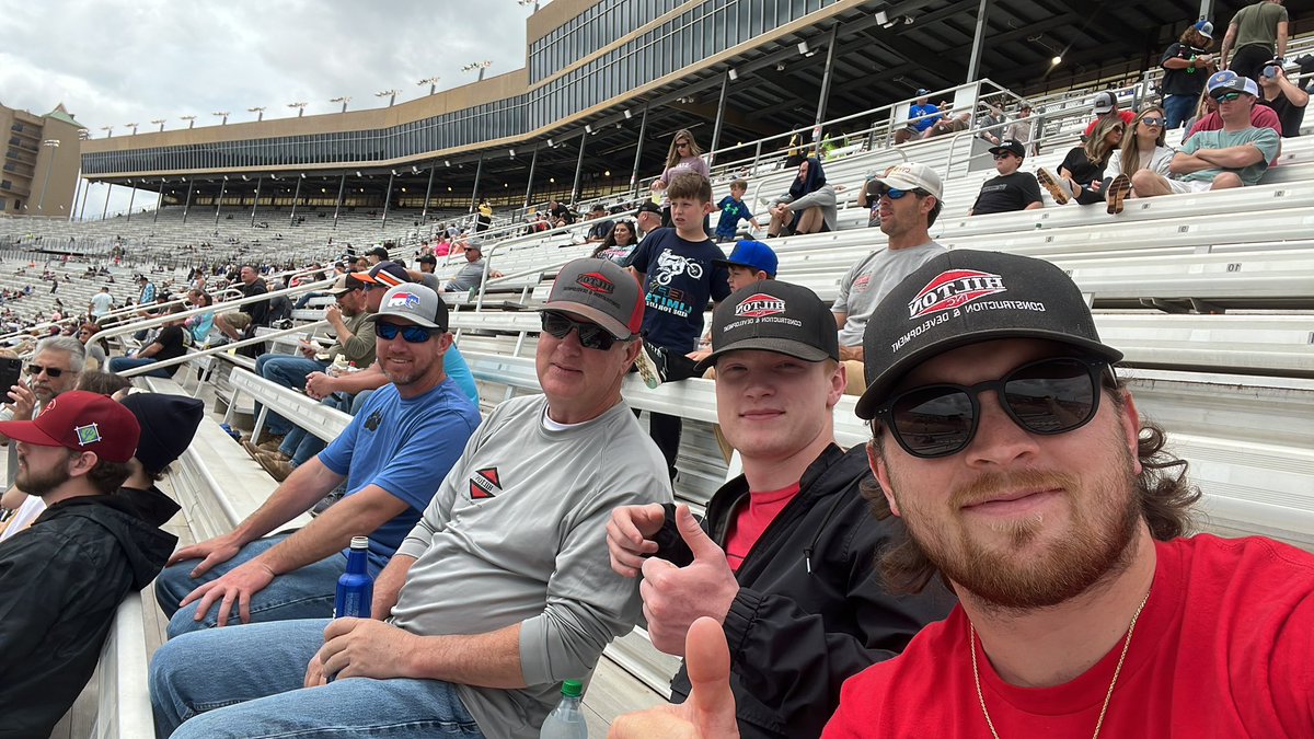HiltonKoby's tweet photo. The Hilton crew has arrived #SupercrossLIVE #dropthegate https://t.co/sTZf8rJsyx