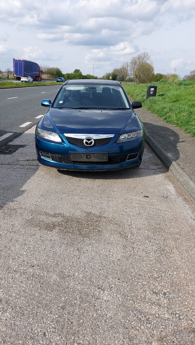 LancsRoadPolice's tweet photo. This cloned Mazda paid a visit to Lancs today. The vehicle was followed by #T3TacOps @NPASNorthWest & #SCIU and was #TPAC boxed on the M6 as it travelled out of Lancs & entered Cheshire. The driver earnt themselves a ticket as wide as the car & the vehicle seized. @NWmwaypolice https://t.co/75qtM7nR7i