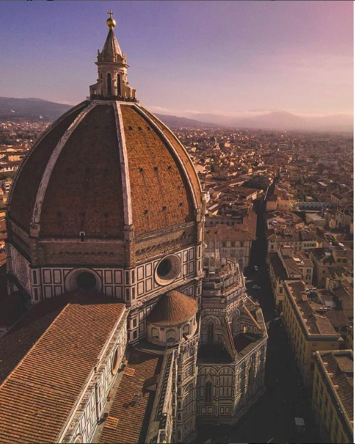 Firenze via IG manuela_buono_⁣ instagram.com/p/COYbIR6N-xJ/ ⁣ #travel #florence #firenze #toscana #tuscany #italy #italianholidays #beautyfromitaly