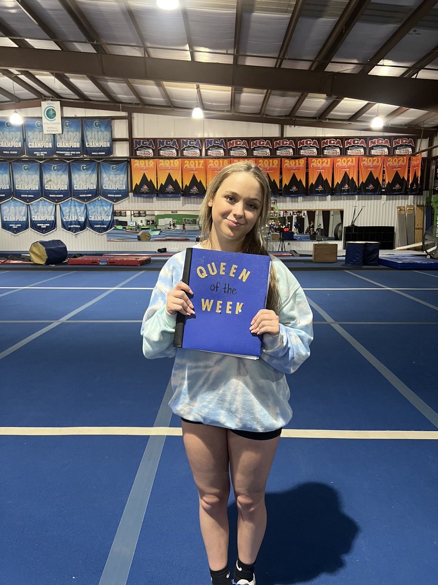 ROYAL 👑💙 tweet media