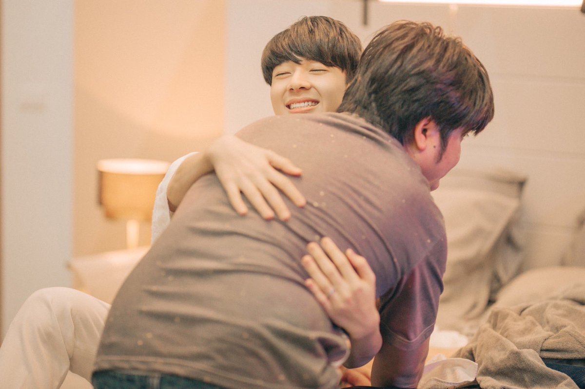 justsugaricing's tweet photo. “ แค่เธอยิ้ม โลกใบนี้ก็พร้อมจะยิ้มไปกับเธอ ”  ✿

#ZeeNuNew https://t.co/L8bg84Euyu