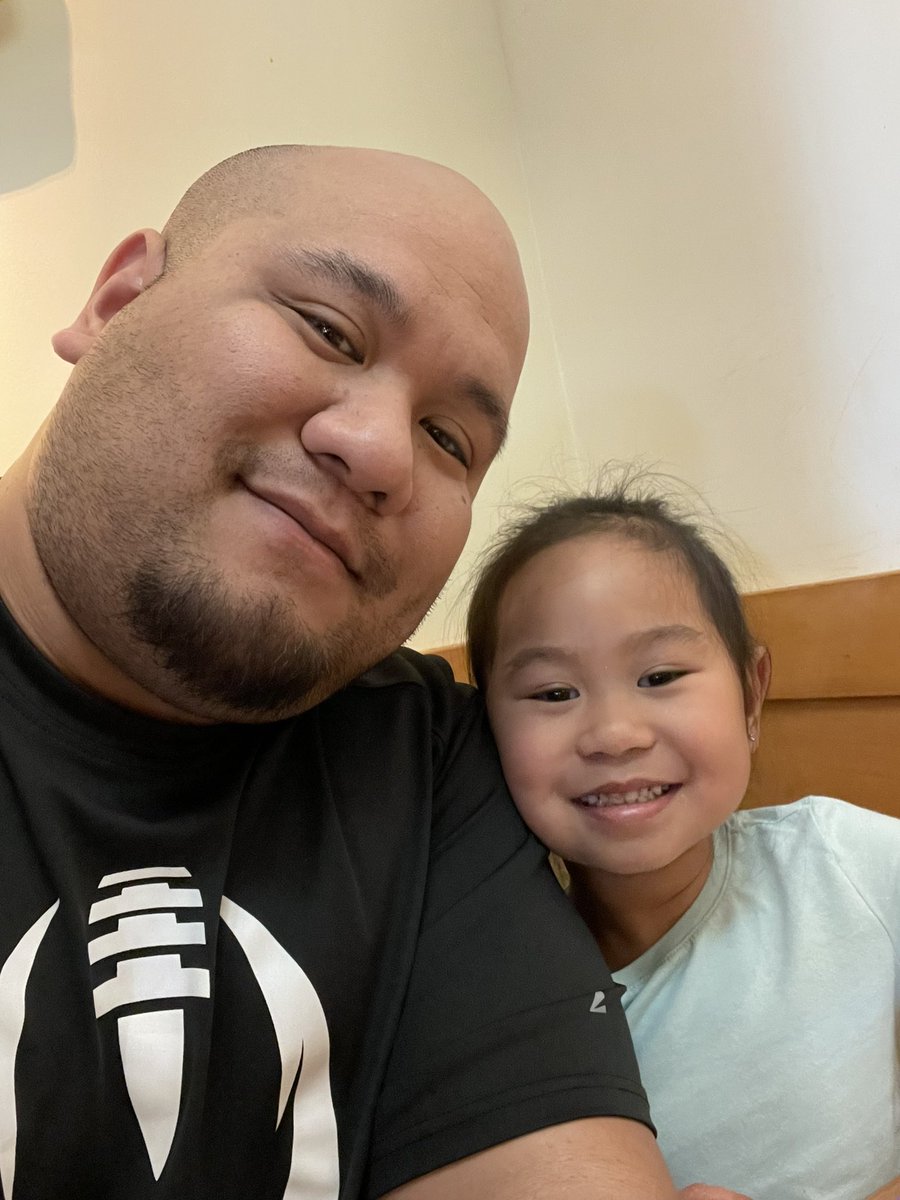 Coach_Otineru's tweet photo. Never a bad time for a daddy daughter date day!!! Her choice @olivegarden #FirstBorn #Girldad #daddyslilgirl #weliketoeat https://t.co/D85b0WovAs