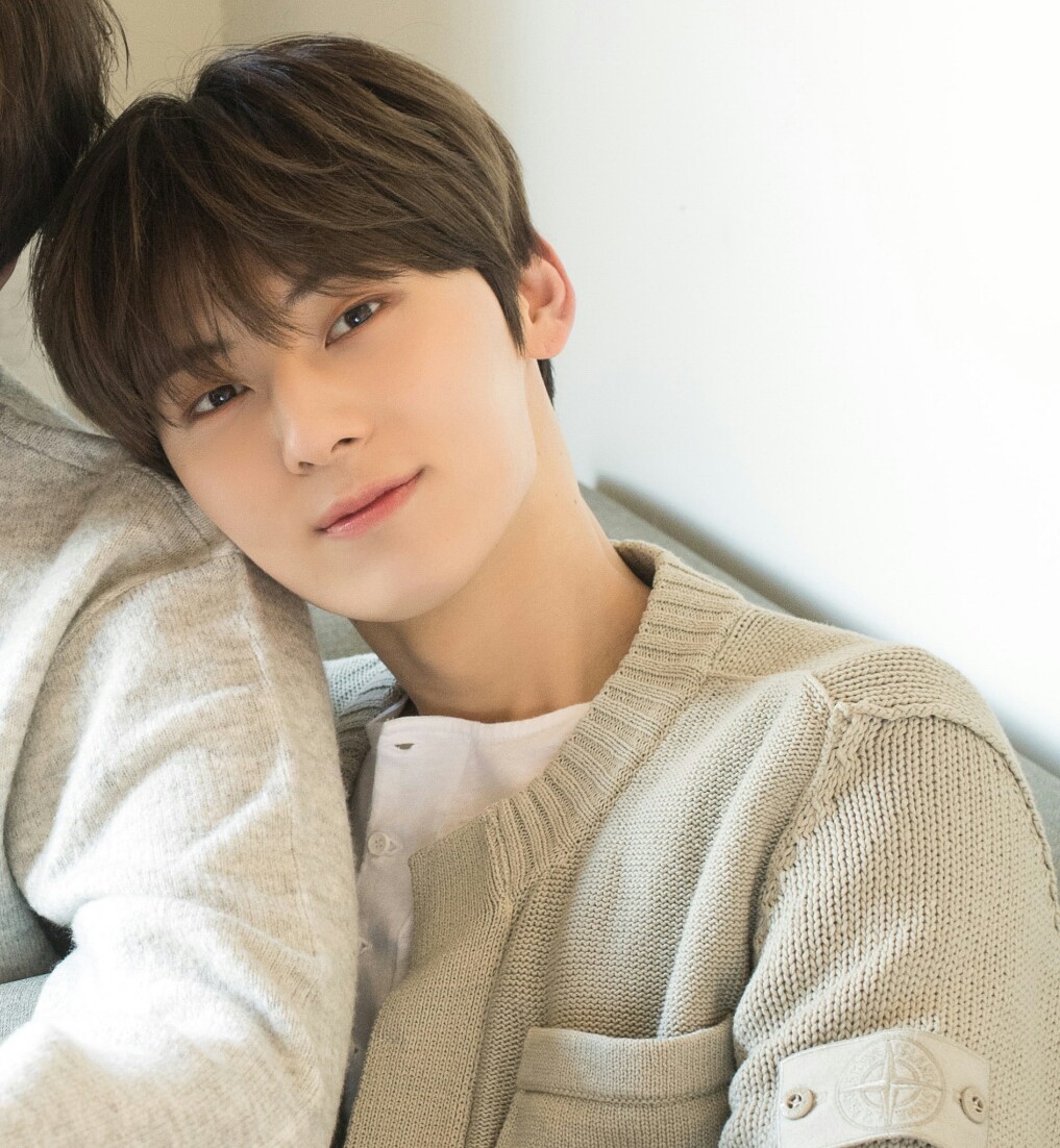today_hmh's tweet photo. 190417 디스패치포토

#황민현 #Hwangminhyun #오늘의황민현 https://t.co/vKwtOUzyW2