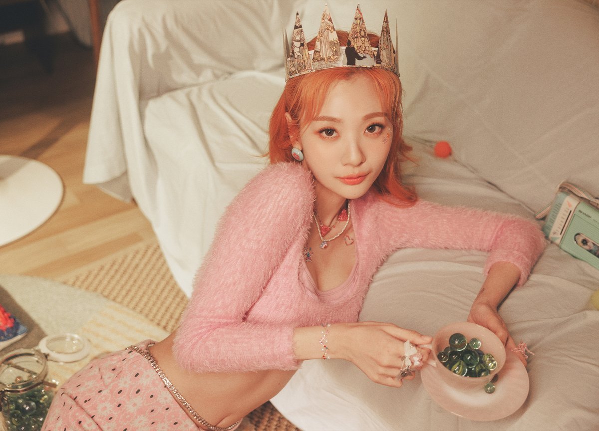 BOL4Brasil's tweet photo. [📸|#FOTOS]13.04.22📌
Foi liberada o 2° #PhotosTeaser do mini álbum 'Seoul'.
⠀
#BOL4 #BOL4_Seoul #Love_story #Inthemirror #Seoul https://t.co/tMIGGA9RvW
