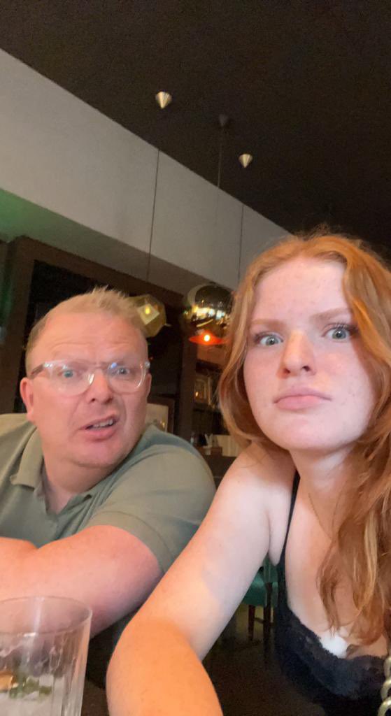 LavieJanRoos's tweet image. Met mijn hartje op stap. Hou zoveel van haar.