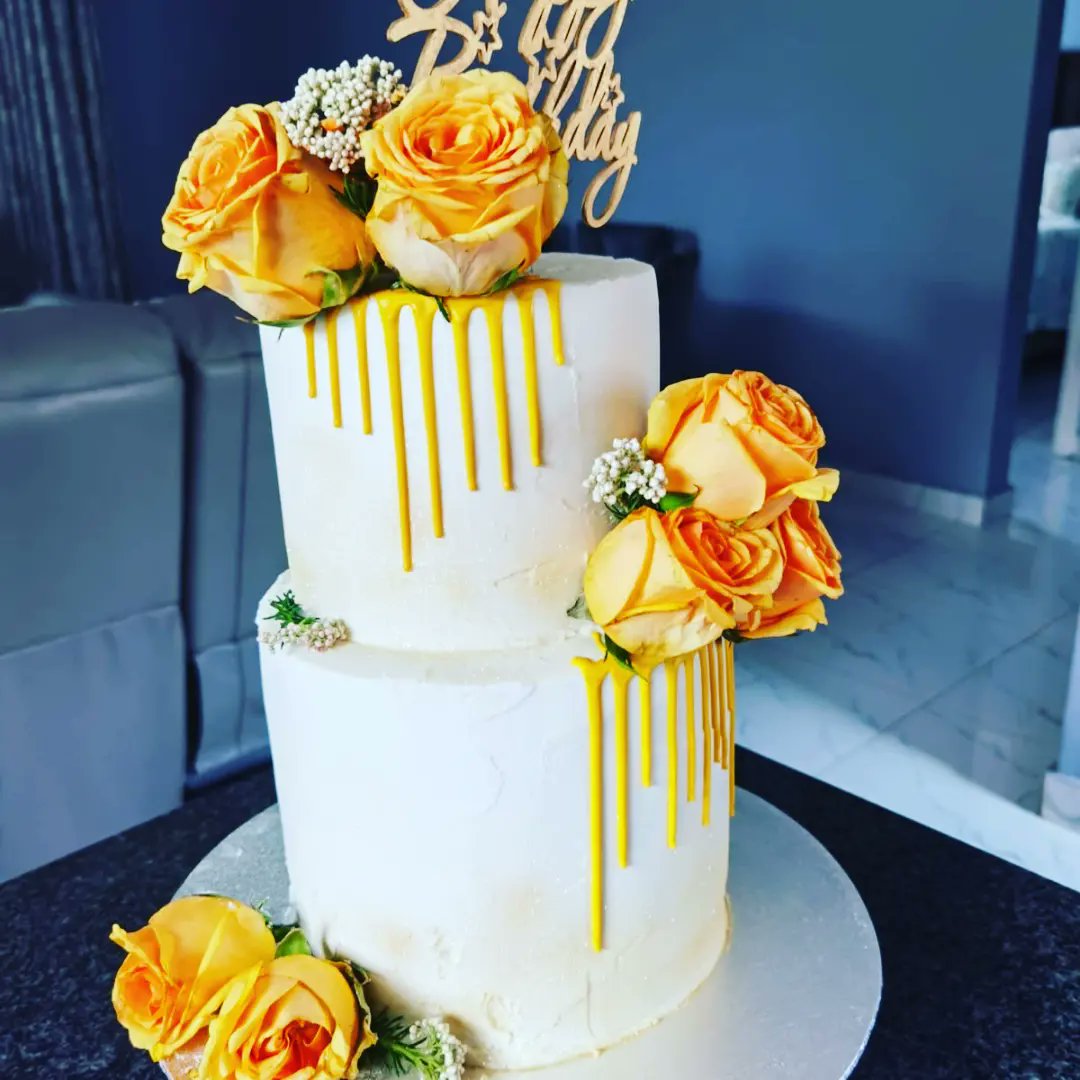 Charzzboo's tweet photo. Need a cake? I am your Girl ❤️❤️😋😋
#Annie https://t.co/YXYqsFM4sE