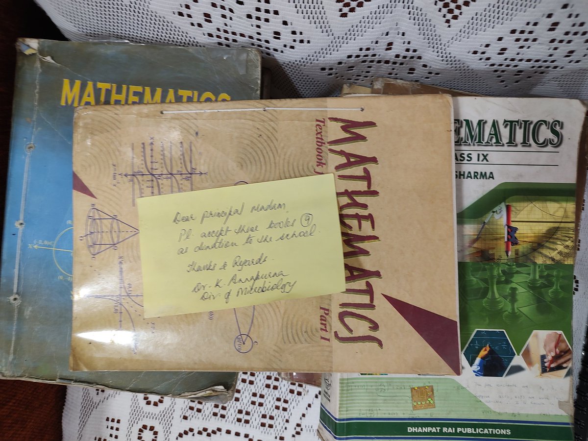#Books 
"किताबों की असली पहचान विद्वान को होती है"
As the #mentor teacher of SKV IARI Pusa, I extended my #gratitude to you Dr. K. Annapurna for such a nice gesture for our children.🙏🙏
I assure you to make best use of these gifts.

<a href="/SubKSinha/">Subodh Sinha</a> 
<a href="/Dir_Education/">DIRECTORATE OF EDUCATION Delhi</a> 
<a href="/ShikhaK03782241/">Shikha Kumar</a>