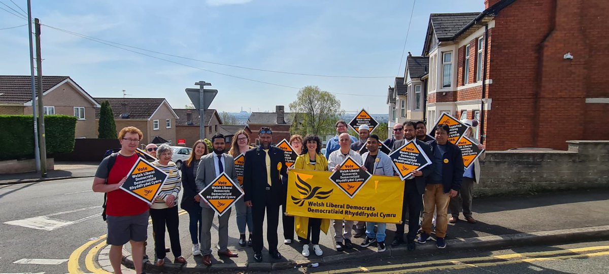 We welcomed <a href="/LaylaMoran/">Layla Moran 🔶🕊️</a> and <a href="/DoddsJane/">Jane Dodds AS/MS 🔶🏴󠁧󠁢󠁷󠁬󠁳󠁿</a> this afternoon. We’ve loved the growing energy and enthusiasm of our team. Today marks a big moment for us, and shows that our local party is growing in numbers, energy and ideas. And not a moment too soon, because #NewportNeedsChange