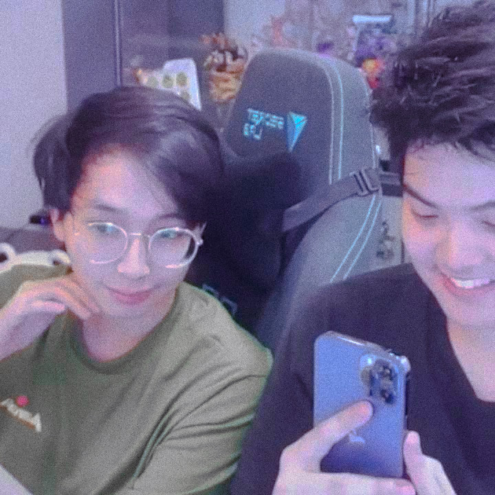 ive3nus's tweet photo. endgame. https://t.co/6MZ1zrSsSm