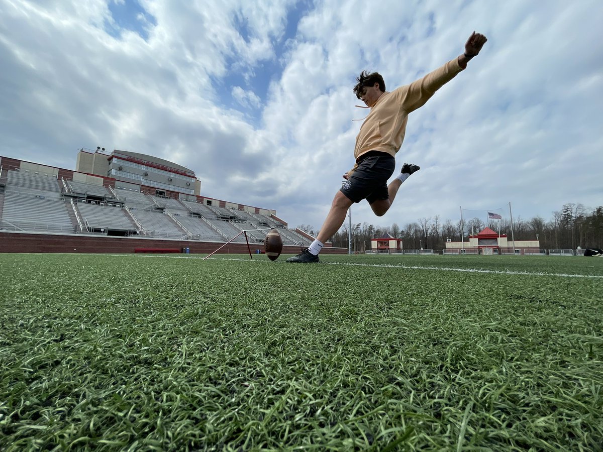 Great time visiting @CortlandStateFB along with the campus today ❤️🤍 so excited for my teammates <a href="/jackson_cypher/">Jackson Cypher</a> <a href="/EllisEinbinder/">Ellis Einbinder</a>