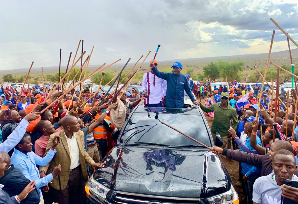 TheWiperParty's tweet photo. The #BuffaloSoldier @skmusyoka with Kajiado Governor @joelenku have incredible support from the people. https://t.co/IDfXAp7ng7